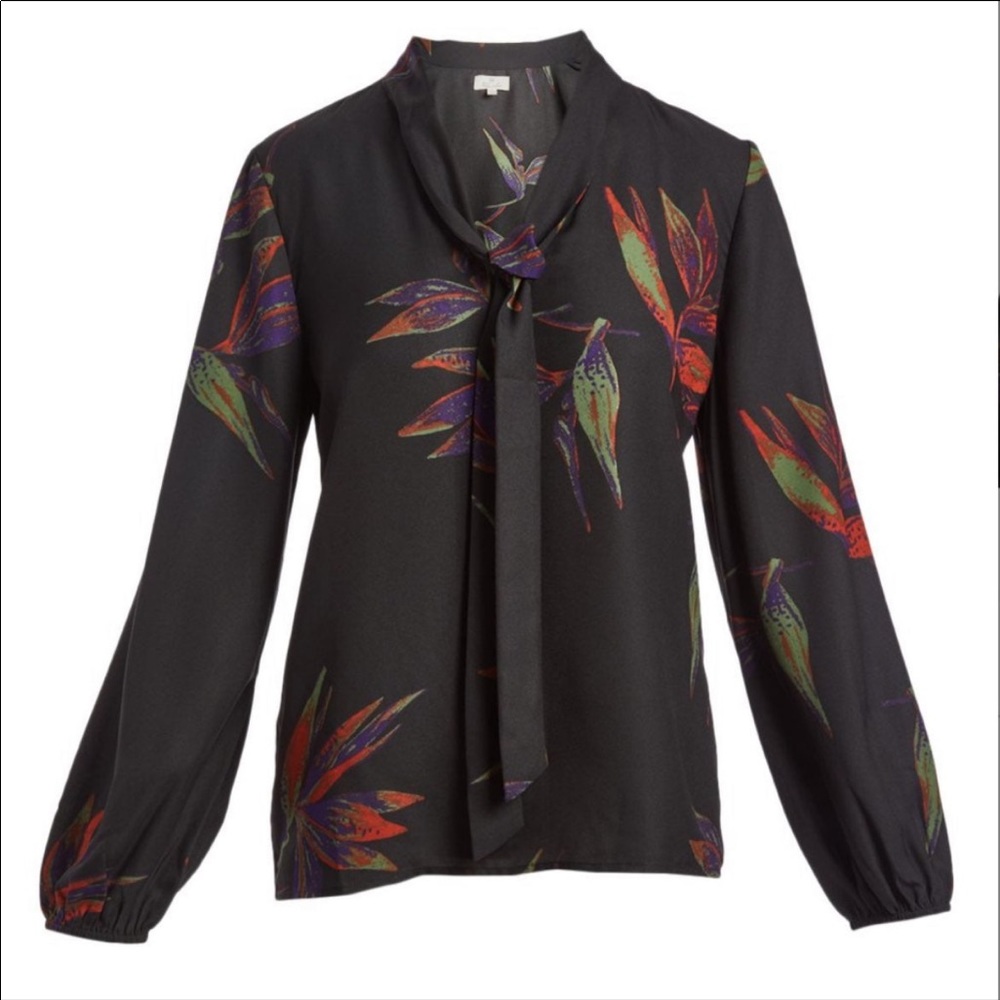 WOMENS top NWOT